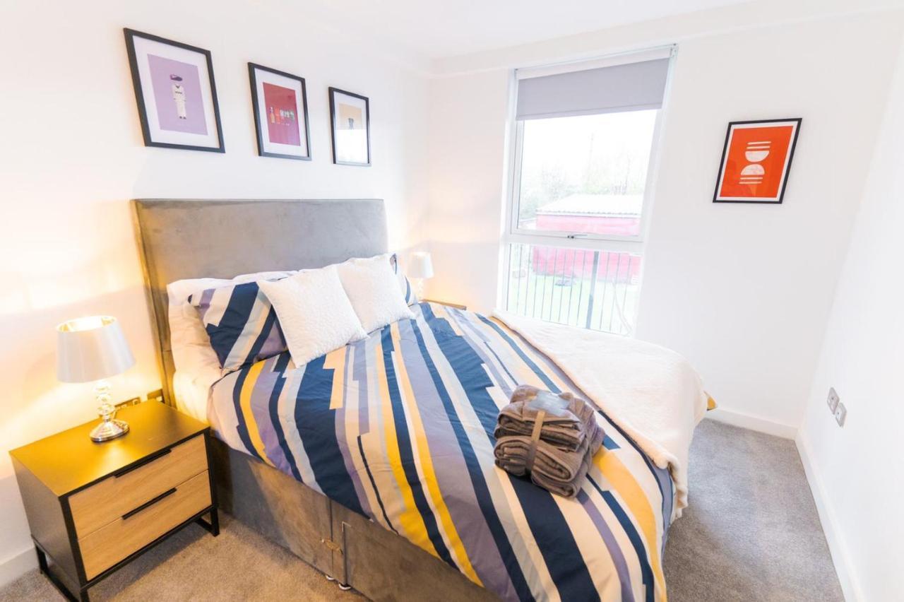 Exquisite Cosy 2-Bed Apartment In Salford Mánchester Exterior foto